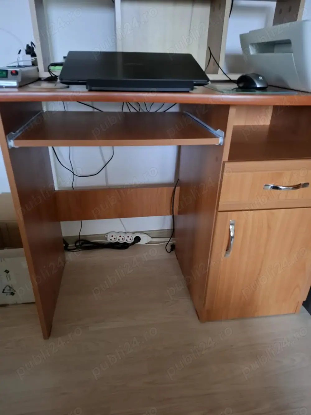 Vand birou calculator