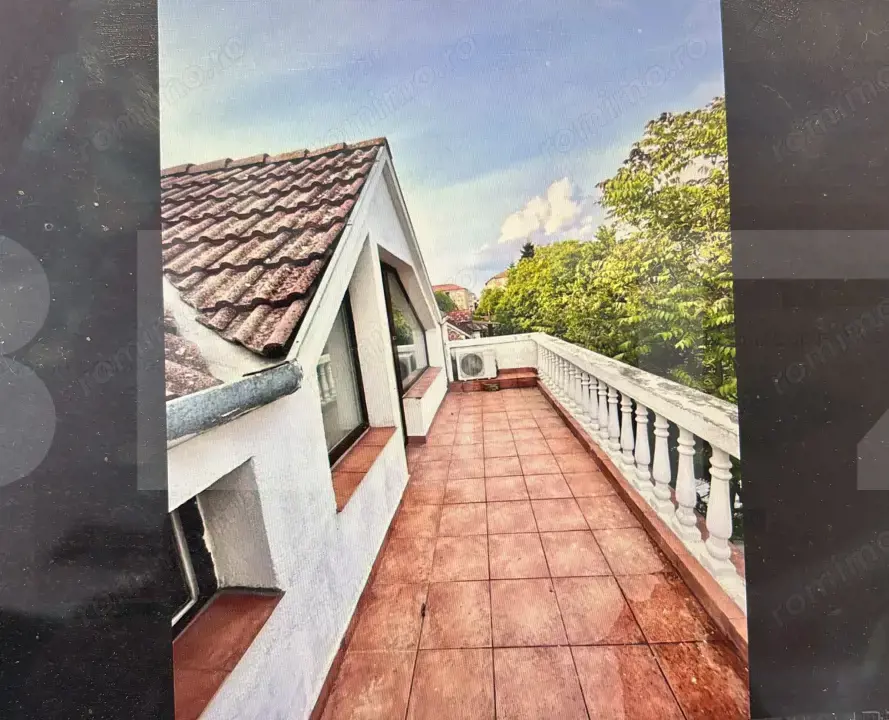  Jumătate de duplex, de vanzare P+E+M în zona Lipovei, Timișoara