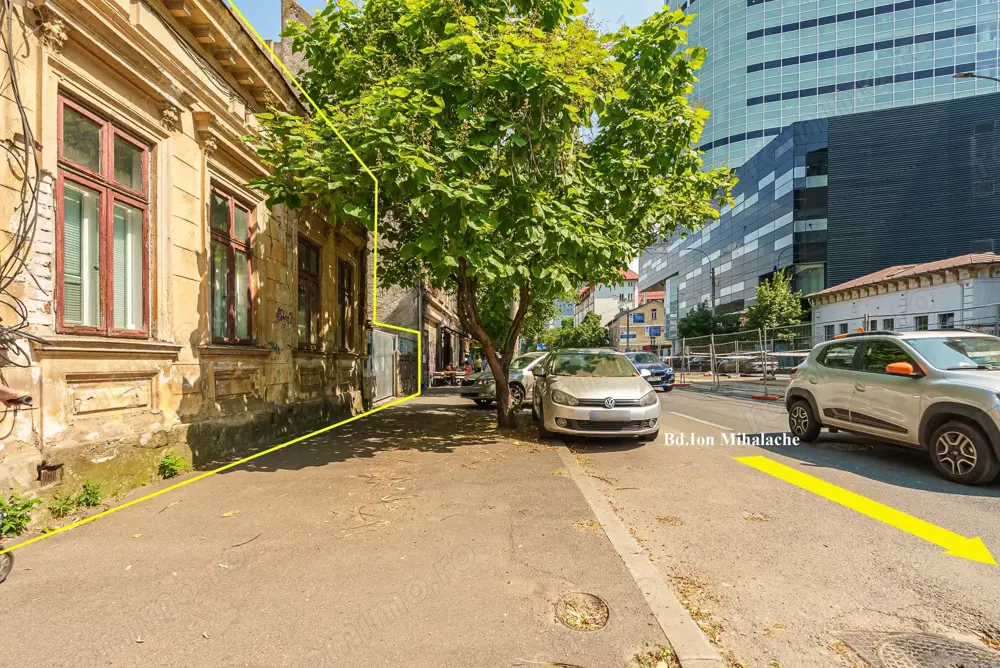 Piata Victoriei Mihalache stradal Corp Casa monument curte comuna