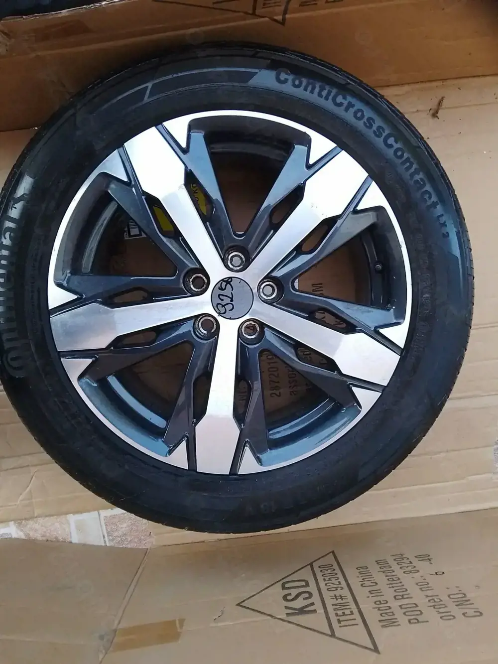 Jante bicolore+ anvelope   5×108Et49 j7,5/r 18Peugeot suw nisan
