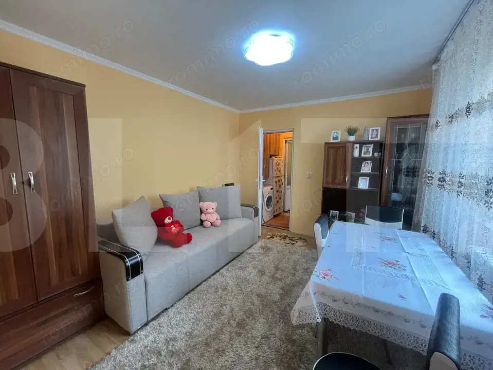 Apartament de 2 camere,etaj intermediar,32 mp,zona Tudor Vladimirescu