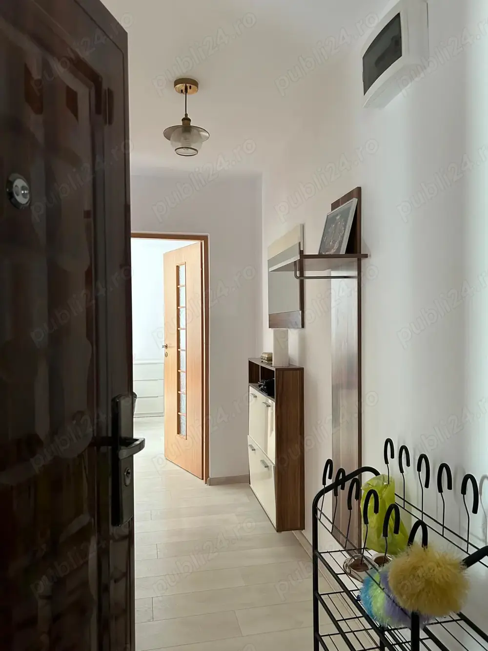 De inchiriat ap cu o camera