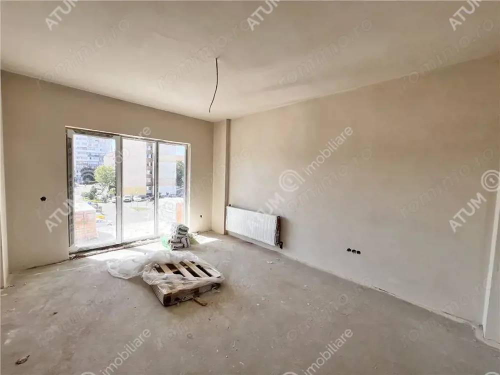 Apartament cu 3 camere decomandate si 2 balcoane in Sibiu