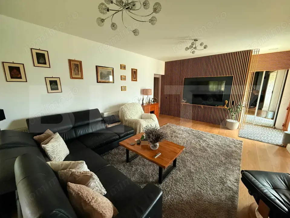 Casa 4 camere, 180 mp utili+750 mp teren, 15 km de Brasov