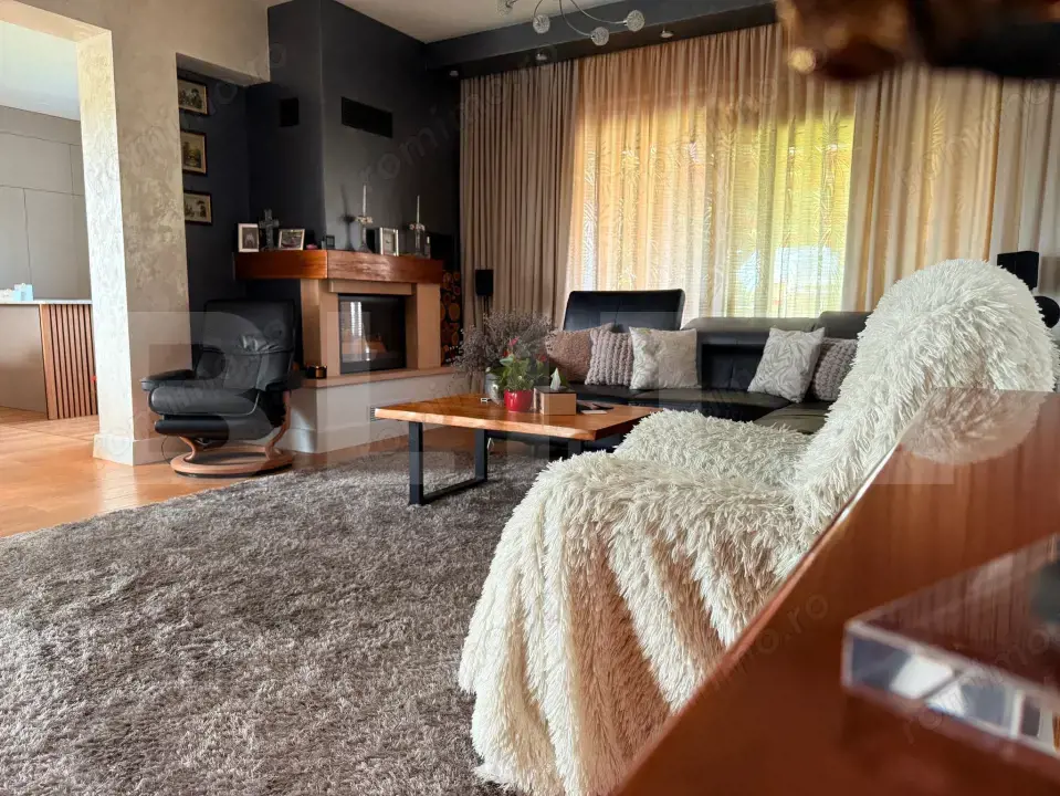 Casa 4 camere, 180 mp utili+750 mp teren, 15 km de Brasov