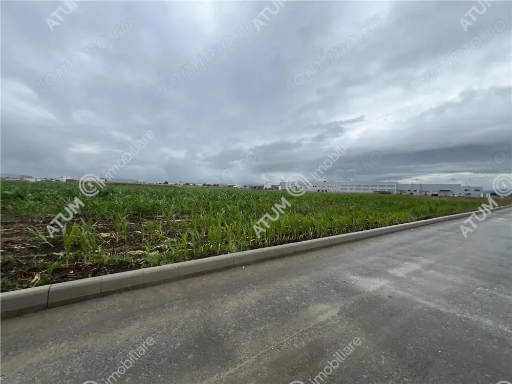 Teren intravilat de 36122 mp cu PUZ situat in zona Industriala Vest