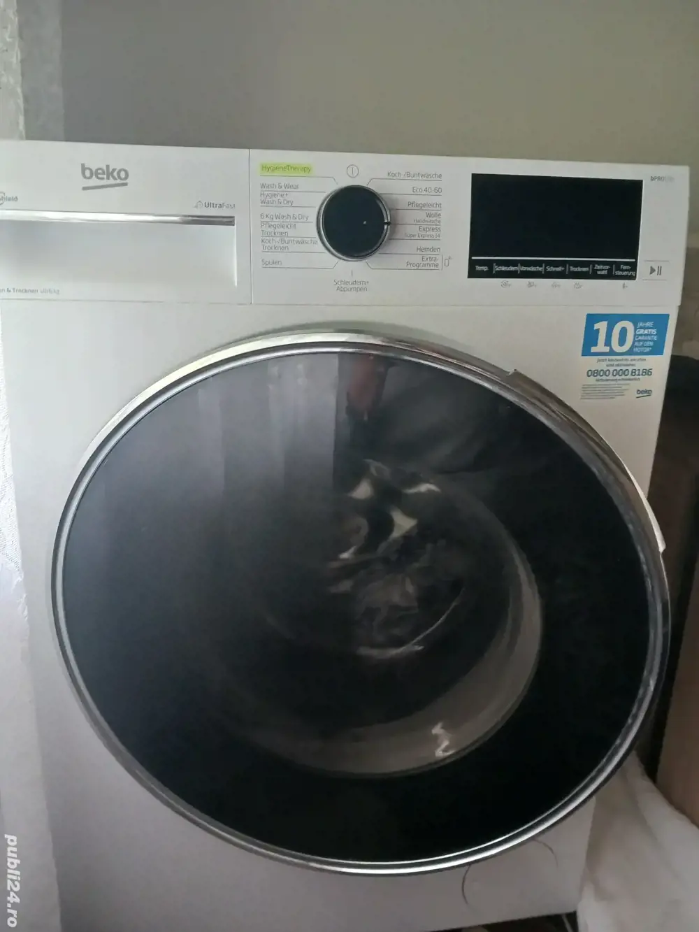 Mașină de spalat cu uscător. 