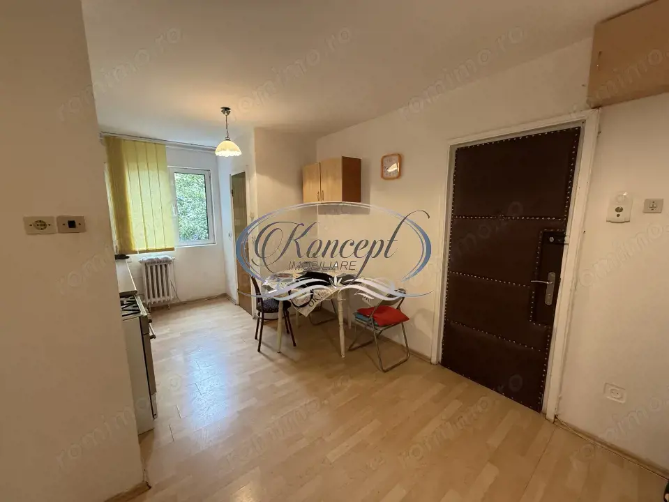 3 camere decomandat, Manastur, etaj 3