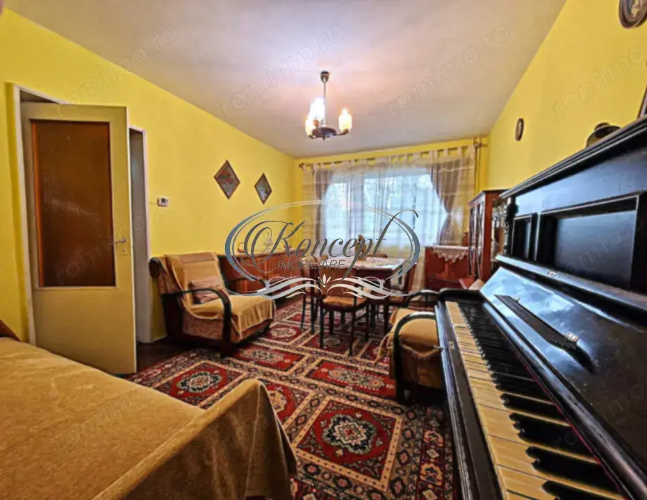 Apartament spatios, etaj intermediar, zona Academiei de muzica 