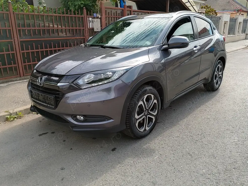 Honda HR-V 1.5 i-VTEC Executive automatic navi camera 68.000 km 