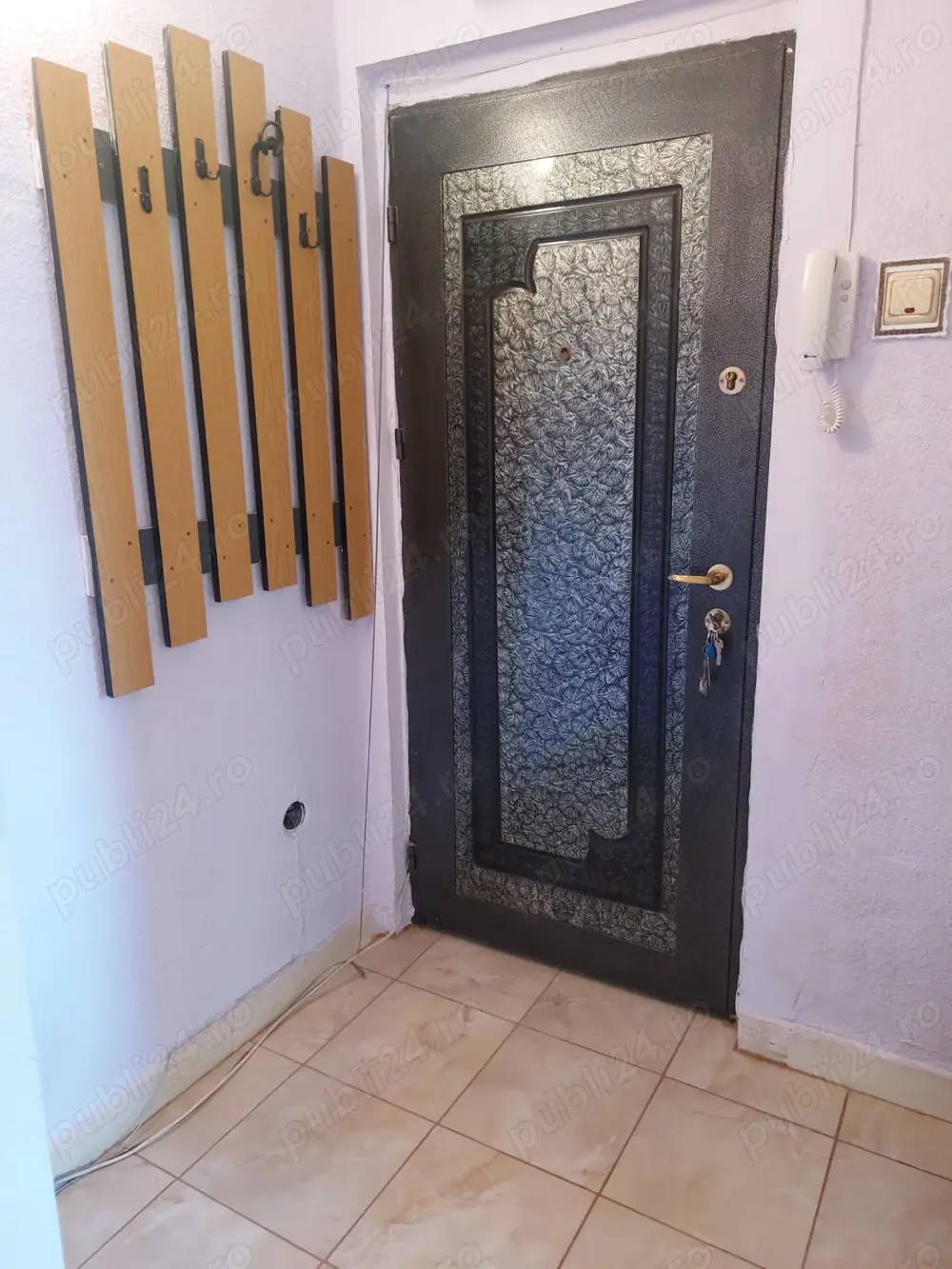 vand apartament 2 camere