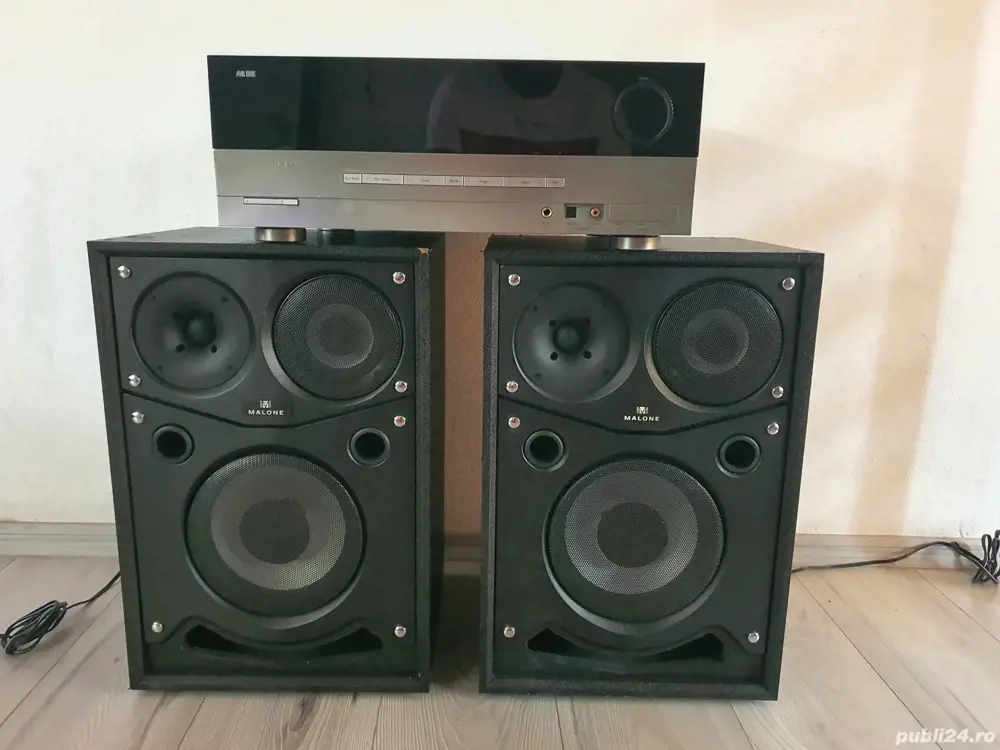 Amplificator Harman Kardon si boxe Malone
