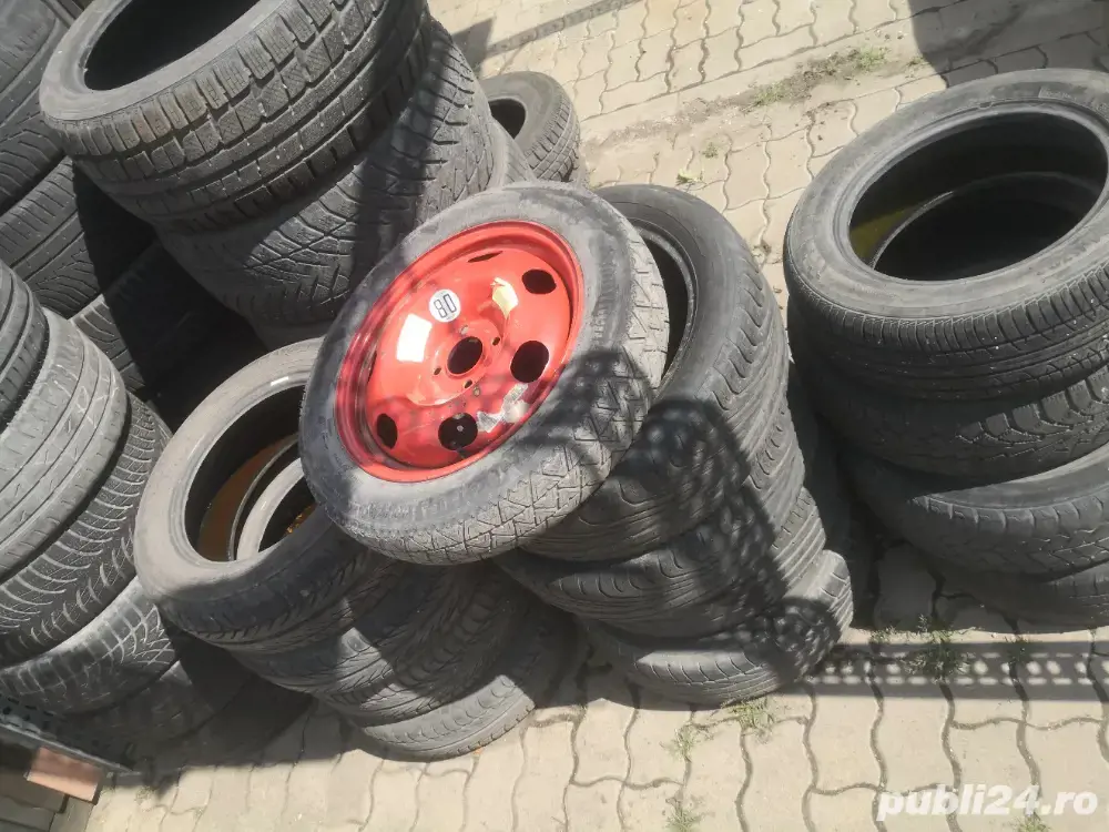 Vand ieftin anvelope uzate, lichidare stoc. Preturi începând de la 20lei/buc.