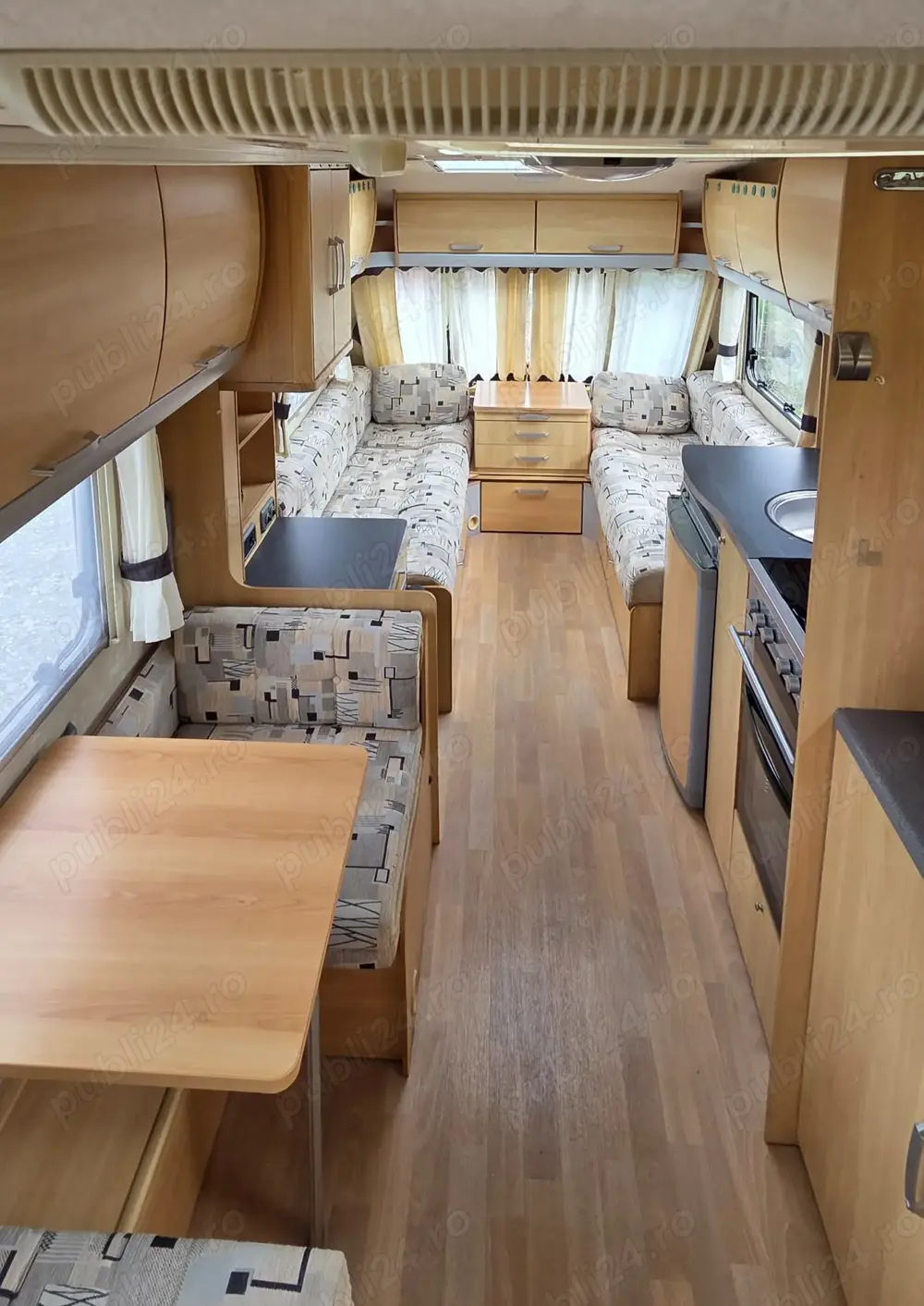 Rulota Swift Sterling, an 2006, OffGrid