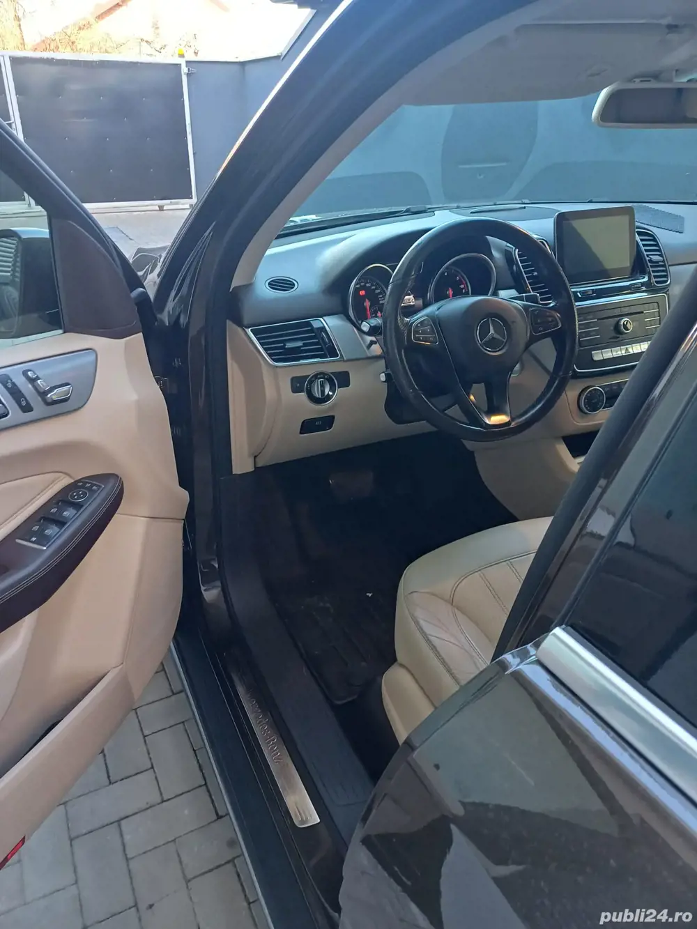 Vând Mercedes  GLE 250 Vând Mercedes  GLE 250