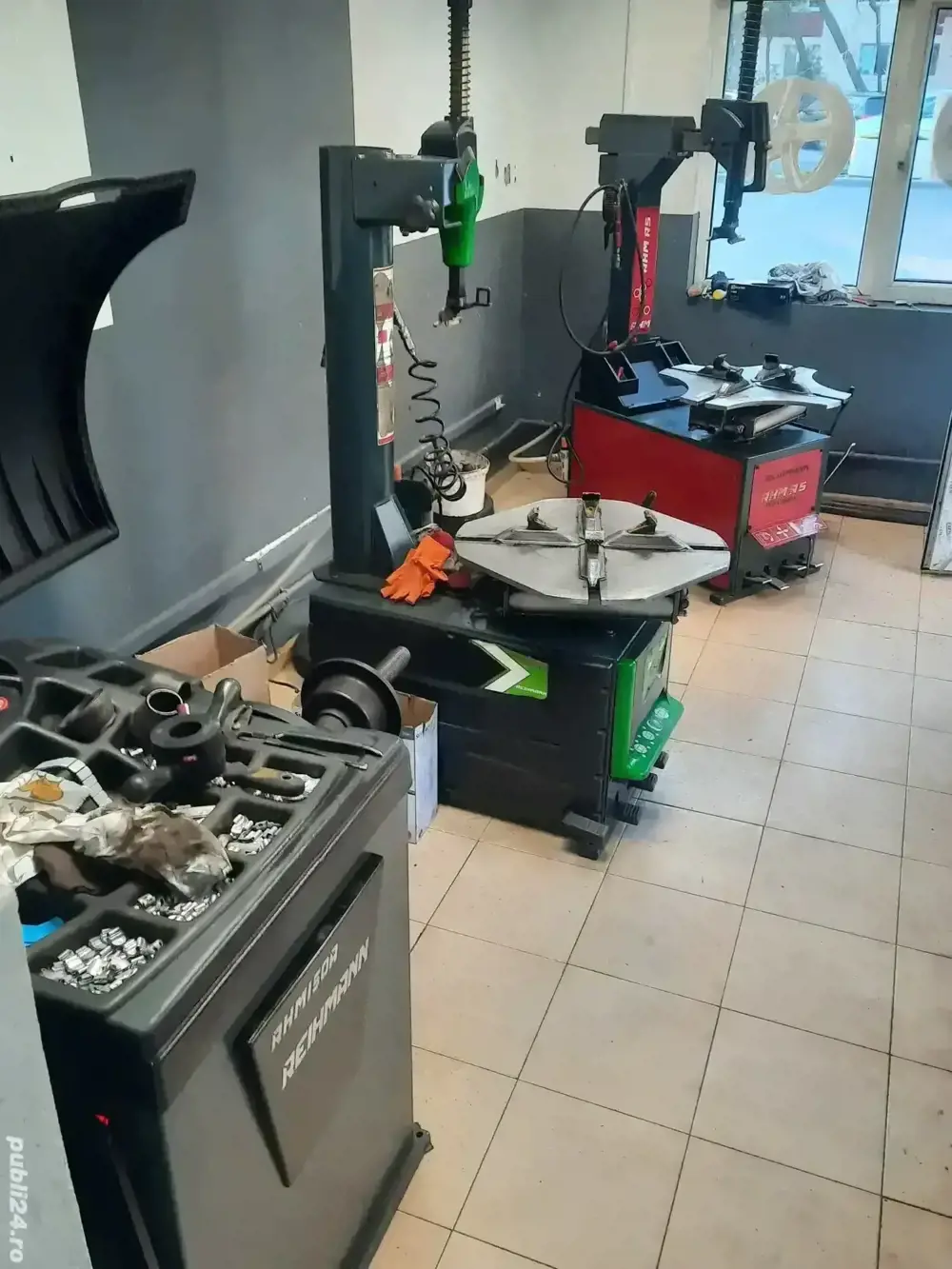 Vulcanizare caut baieti pentru vulcanizare se poate  plata la zi -150 ron pe zi +comision 