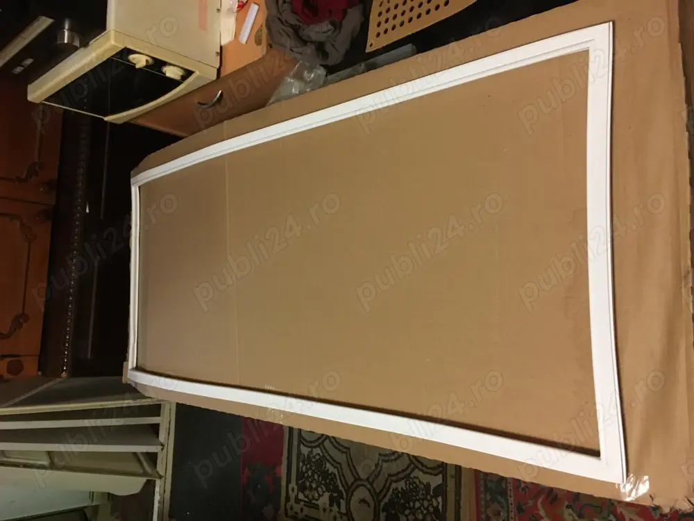 Vând garnitura Arctic,pt vitrina frigorifică, frigider,combină