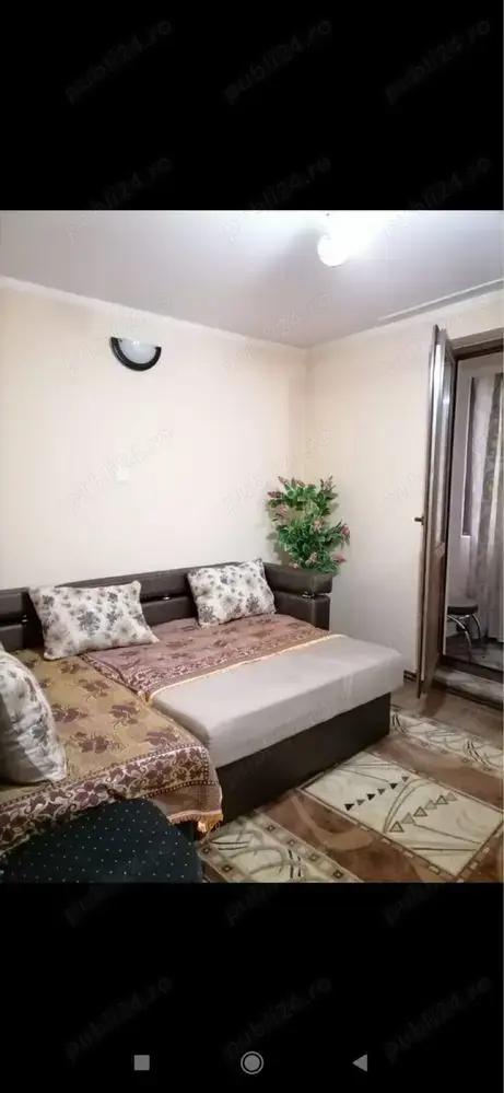 Caut coleg, colega de apartament  Caut coleg, colega de apartament