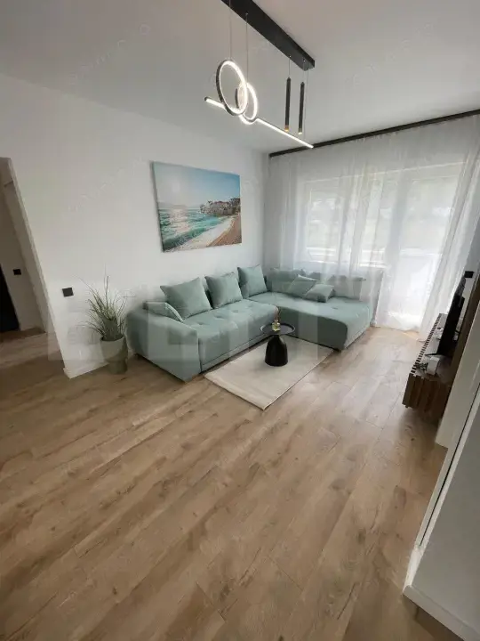 Apartament mobilat si utilat, bucatarie separata, parcare subterana, zona Terra