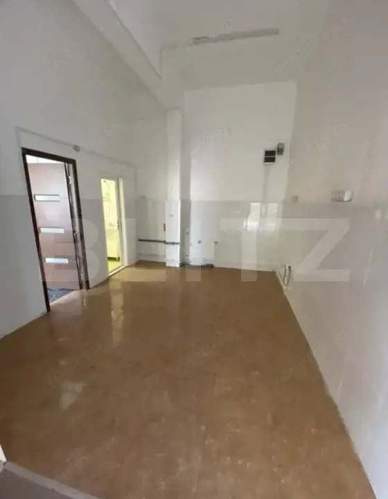 Spatiu comercial de inchiriat, 32 mp, Bulevardul Mihai Viteazul