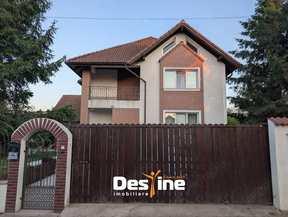 Vilă D+P+1+M 6 camere 180 m utili 1000 mp teren utiliăți, Lidl Bucium