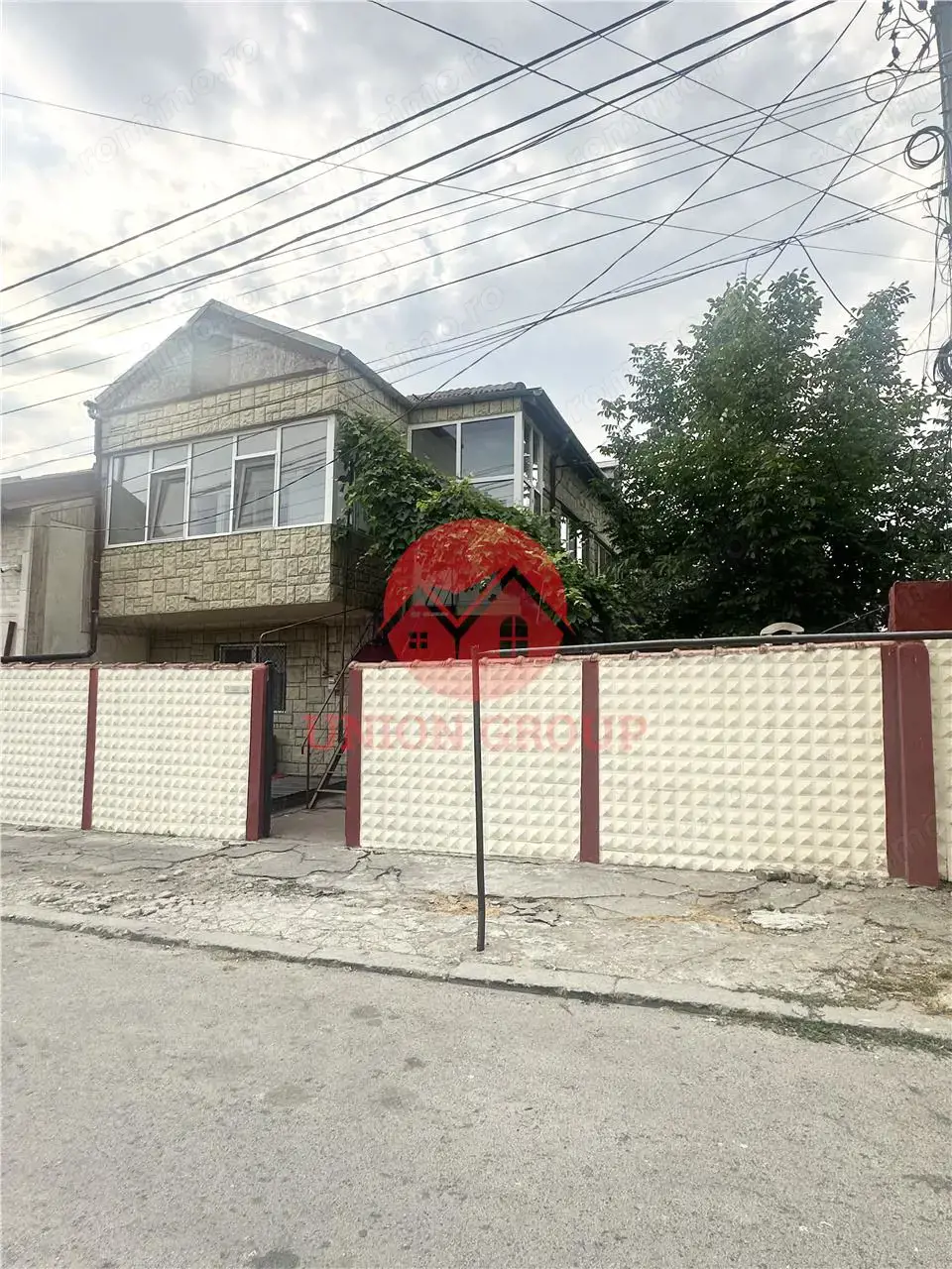 Casa din Caramida S+P+1E, 10 camere, Faleza Nord