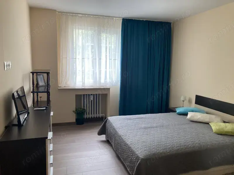 apartament de 2 camere de inchiriat in zona Balcescu 
