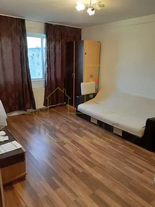 Decomandat. Pretabil Investitie.