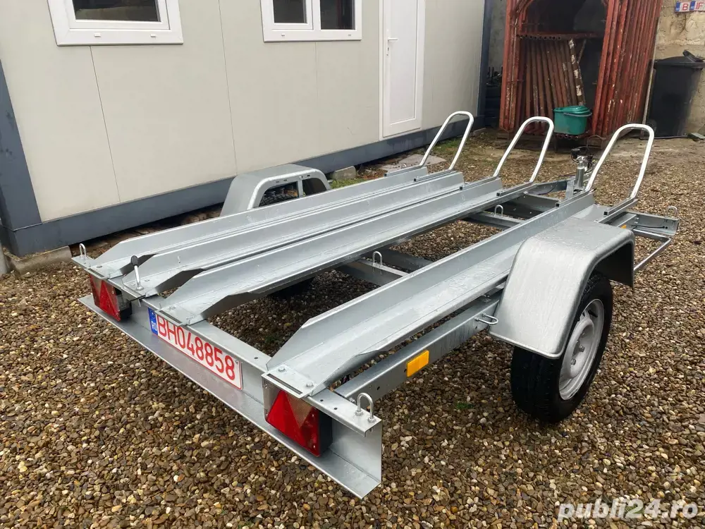 inchiriez remorca moto