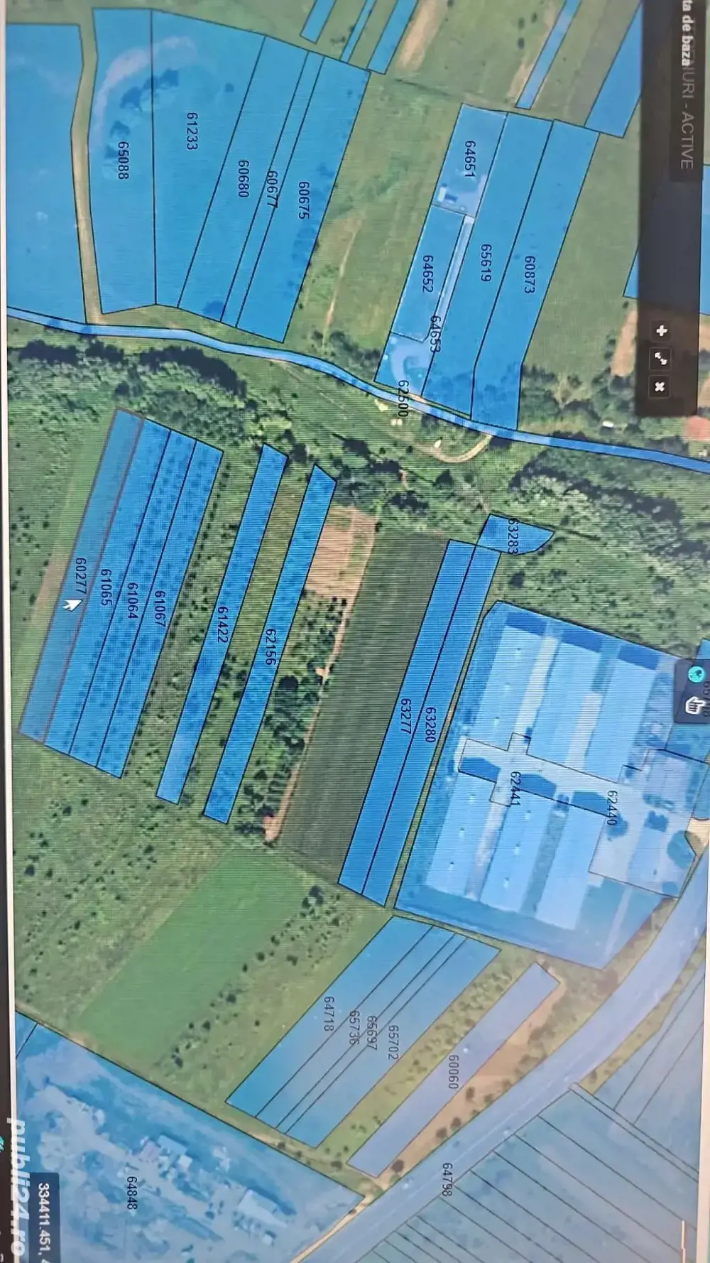 Vând teren in Mintia 