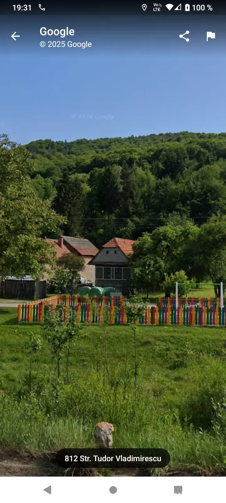 Casă și teren intravilan in Teliu