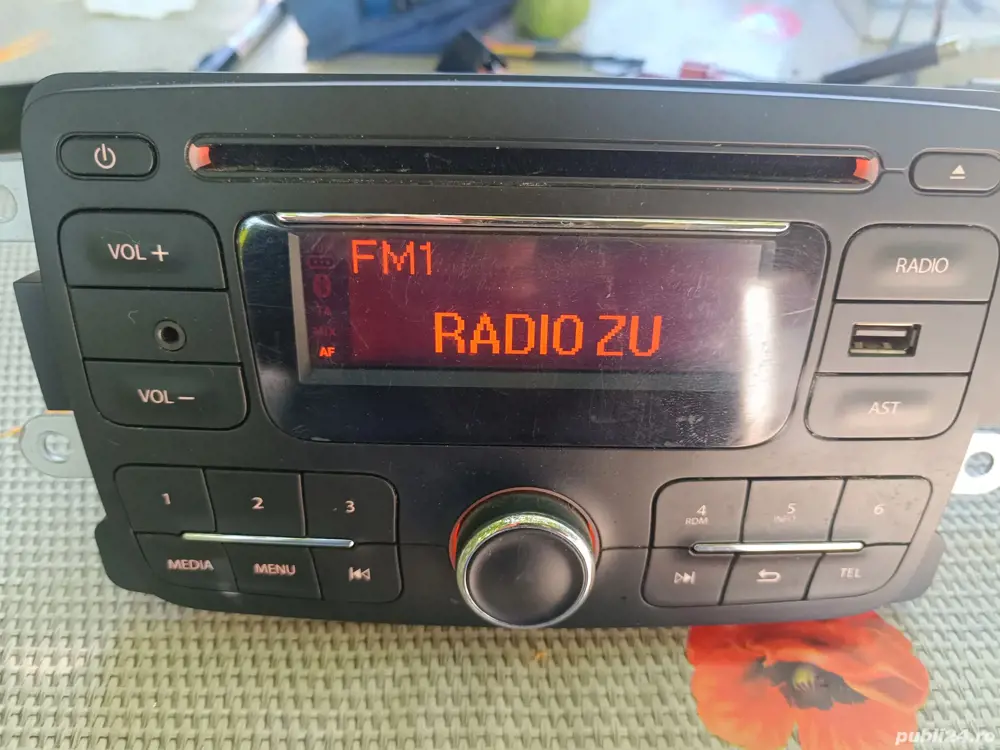 Radio cd Logan 2 