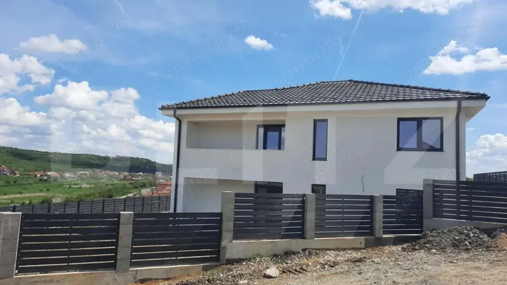 Casa individuala, 263 mp, 550 mp teren, panorama,Turda