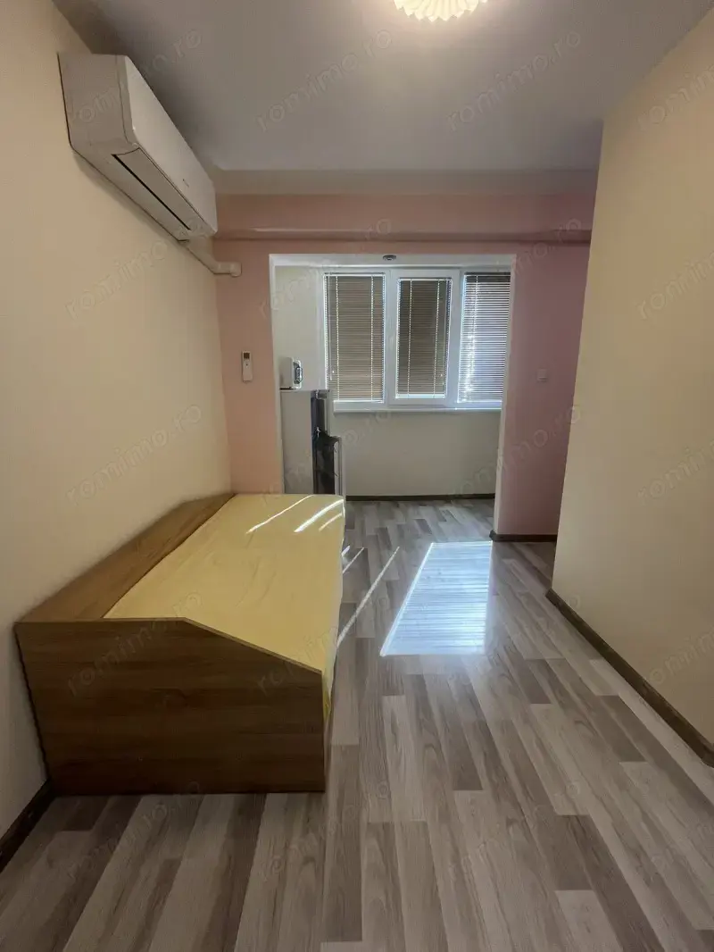 Apartament de inchiriat cu o camera in zona Soarelui