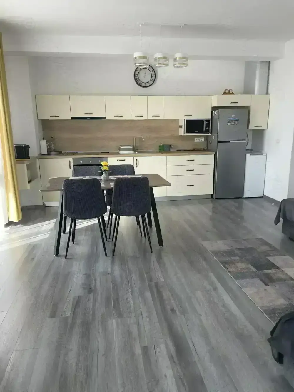 Afacere funcțională - ap 2 camere regim hotelier Băile Felix