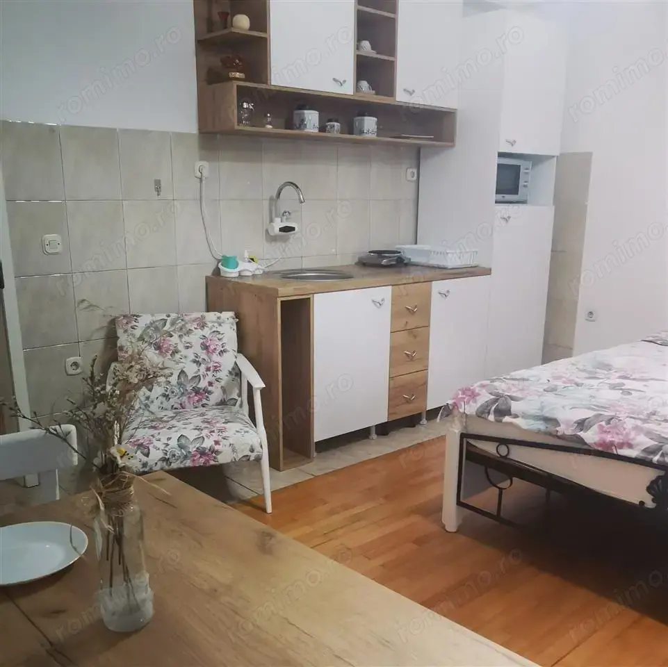 Apartament de inchiriat cu 1 camera in zona Complexului Studentesc