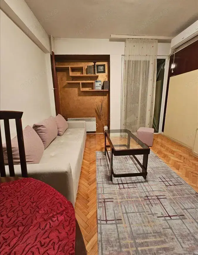 De inchiriat apartament 1 camera in zona Spitalul Judetean