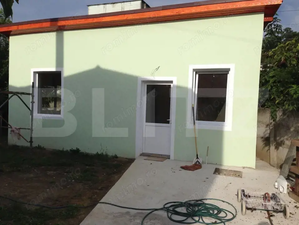 Depozit cu birouri și casă separată,Dej