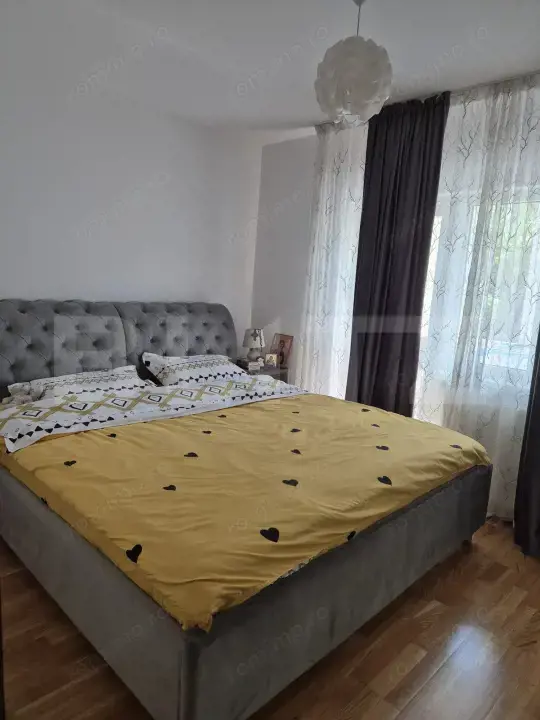 Apartament 4 camere, 80 mp, 2 balcoane, renovat, zona Mănăștur