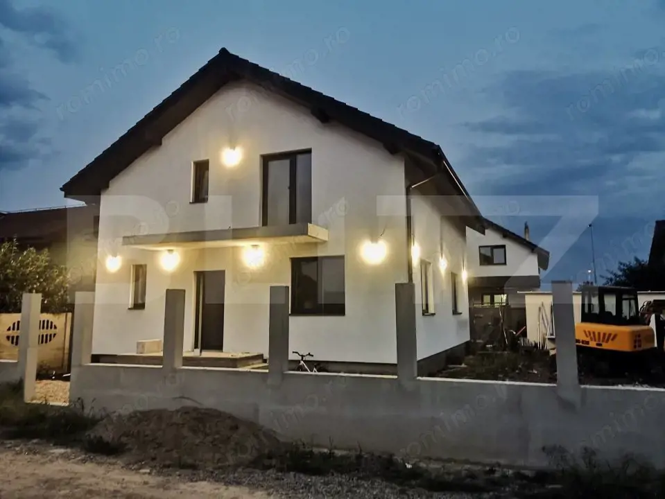 Casă spațioasă, 169 mp, 4 camere, terasă, Micești, Orizont