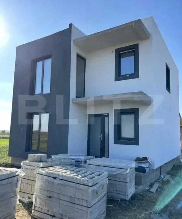 Casa moderna P +E, SU 110 mp, teren 335 mp, toate utilitatile, zona Isalnita