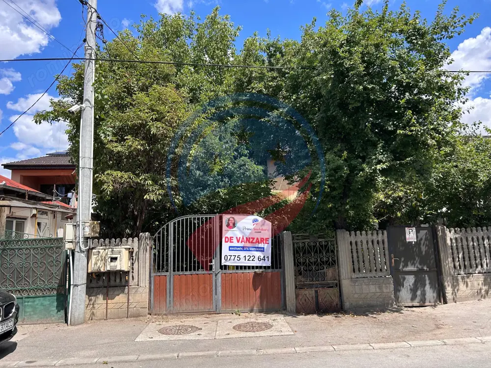 Teren de vanzare pe str Ana Ipatescu