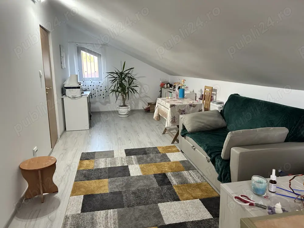 Apartament tip casă 150mp 