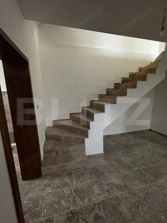 Casa de inchiriat 200mp aproape de principala Giroc, pretabil firme/familii mari