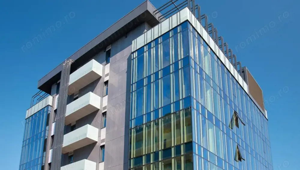 Investitie sigura! Cladire de birouri, fatada LCD Media, zona Vivo!