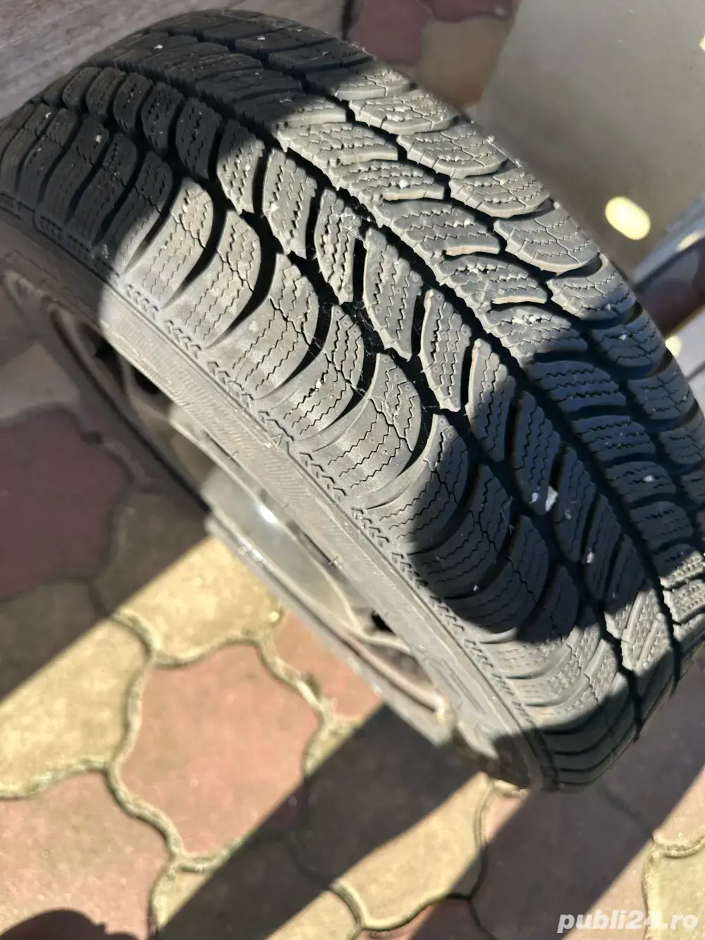 Roti de iarna noi 185 60 R15