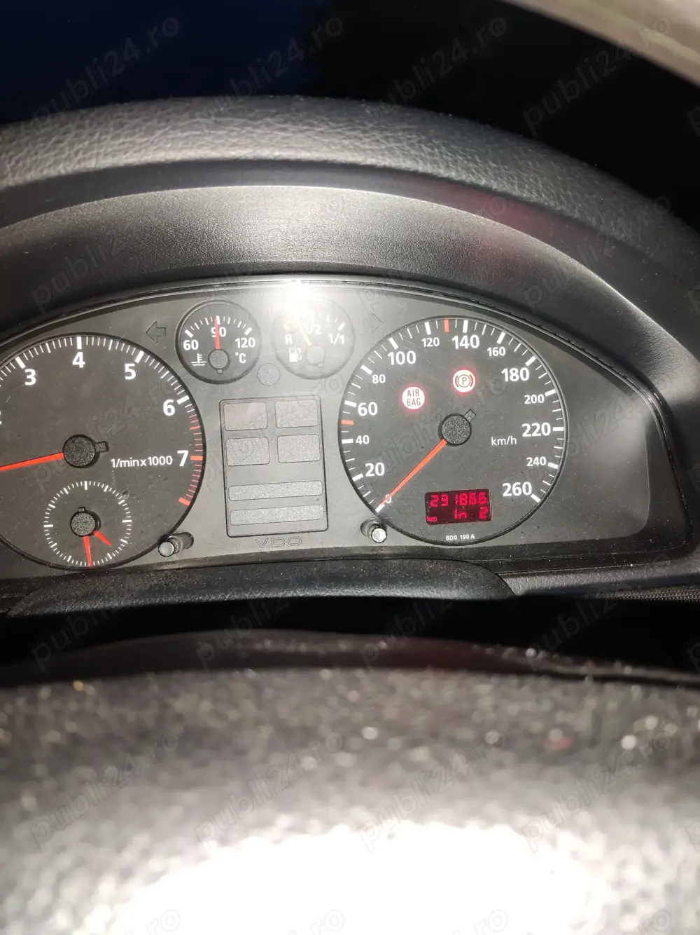 Audi A4 1,6 benzina an.1995 