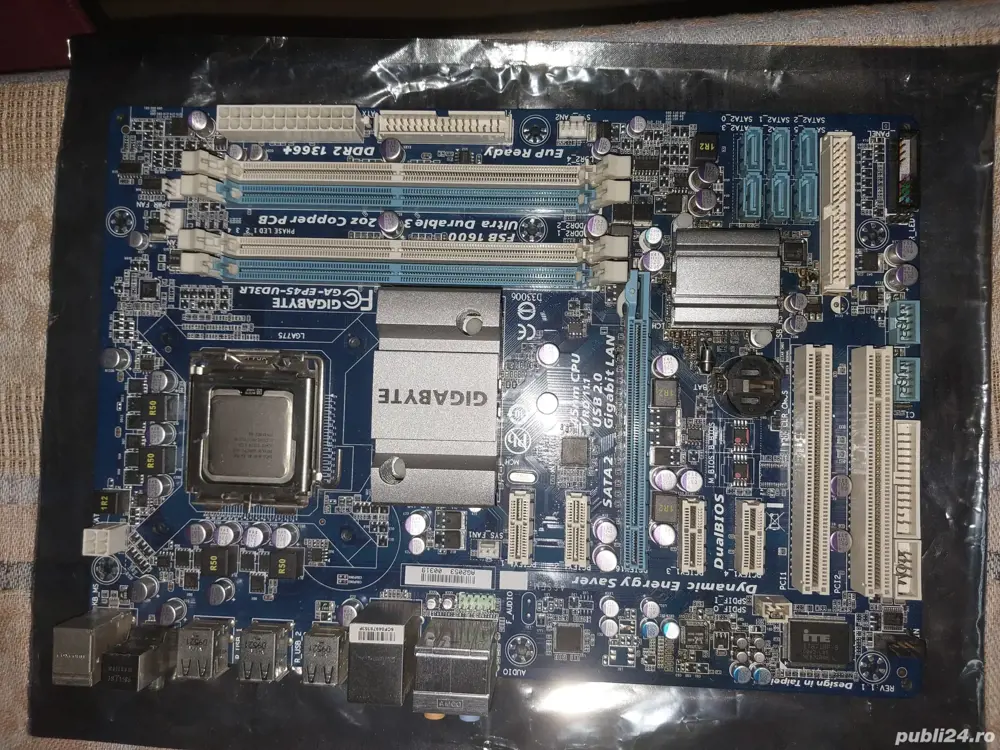 placa de baza pc desktop defecta gigabyte ga-ep45-ud3lr 