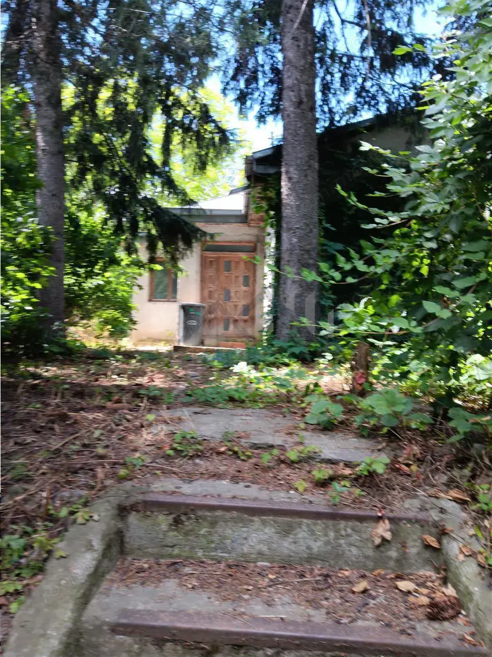 Copou  Teren 477mp cu casa batraneasca SC 120mp