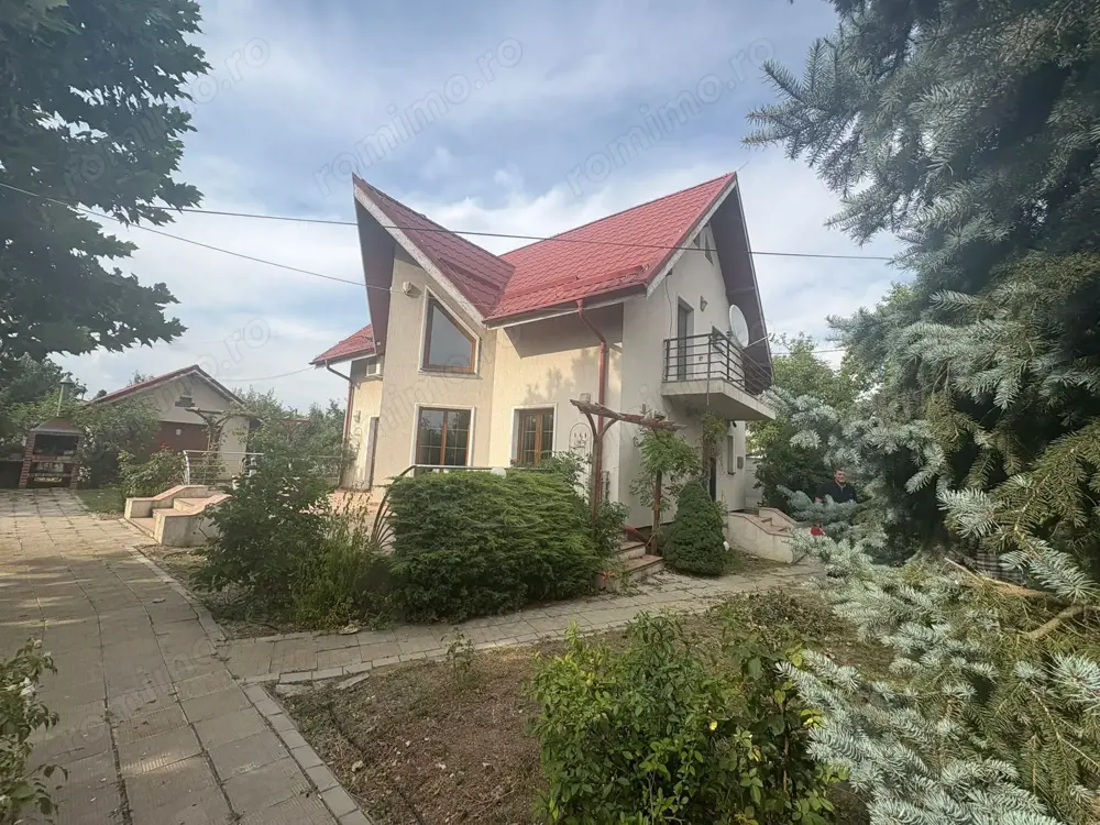 Casă P+M+Pod în Fundeni, compartimentare practică, teren 1.770 mp